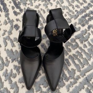Gunmetal gray Gucci stilettos size 5